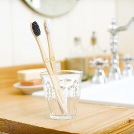 Cepillo Dental de Bamboo 2/1